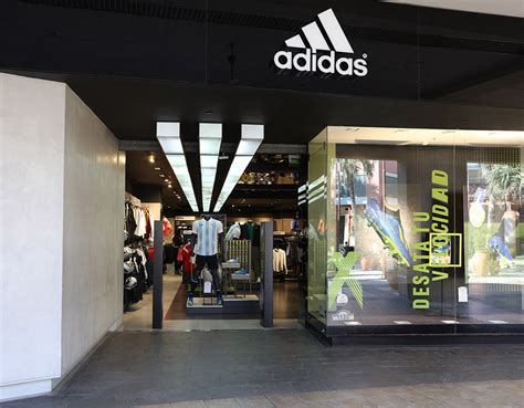 adidas Store Palmas del Pilar Shopping, La Lonja.